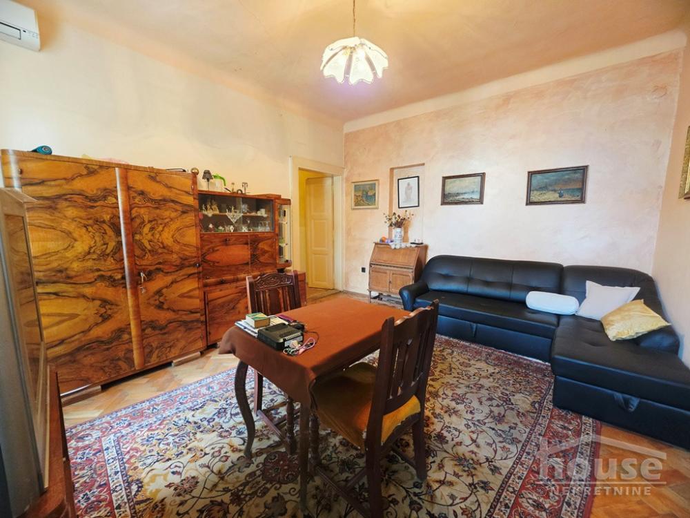 Slika 4 - Stan,NOVI SAD,CENTAR,kv: 68.00, € 150000, ID: 1066318