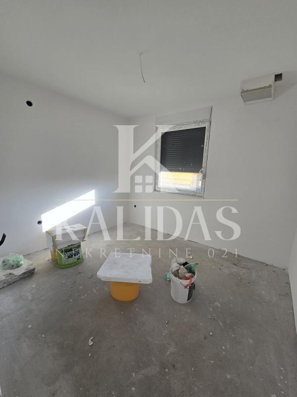 Slika 2 - Stan,PETROVARADIN,PETROVARADIN,kv: 37, € 73000, ID: 1009022