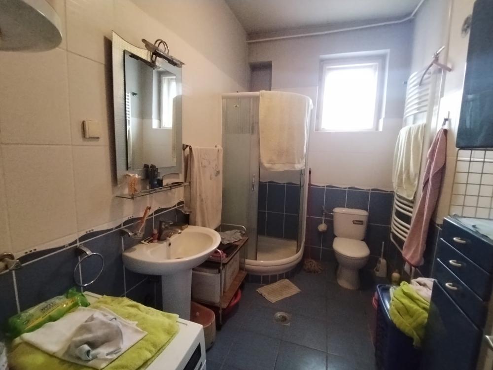 Slika 9 - Odlican dvosoban salonac u centru grada!