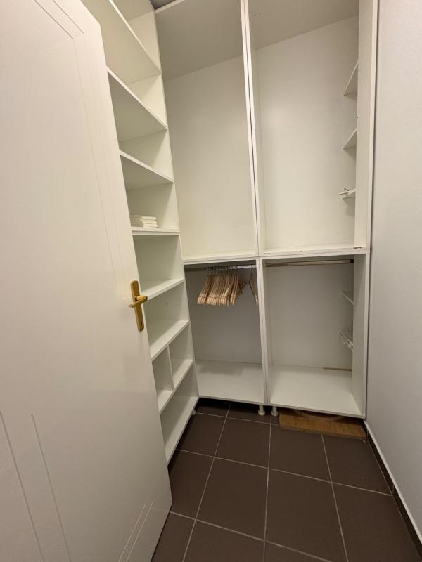 Slika 9 - Stan,NOVI SAD,TELEP,kv: 51.00, € 127500, ID: 1059772