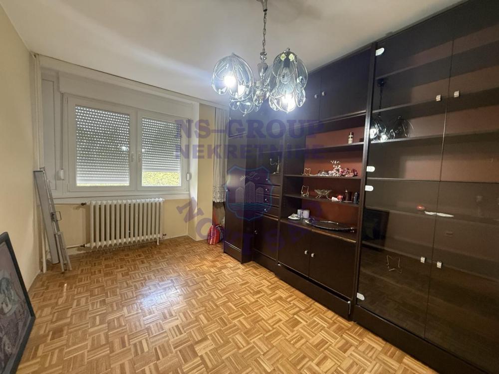 Slika 2 - Trosoban stan 75 m2- Liman 3! 578693