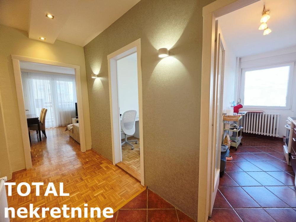 Slika 10 - Stan,NOVI SAD,LIMAN 4,kv: 64.00, € 180000, ID: 1103166