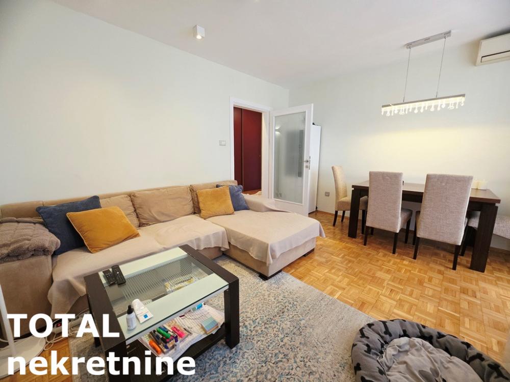 Slika 1 - Stan,NOVI SAD,LIMAN 4,kv: 64.00, € 180000, ID: 1103166