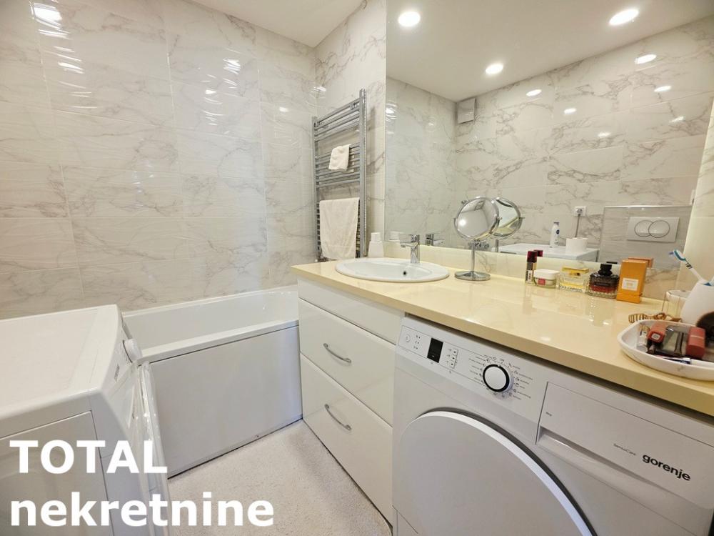 Slika 9 - Stan,NOVI SAD,LIMAN 4,kv: 64.00, € 180000, ID: 1103166