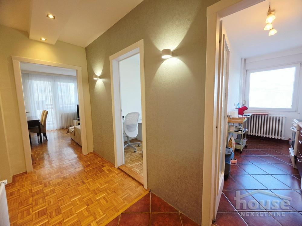 Slika 10 - Stan,NOVI SAD,LIMAN 4,kv: 64.00, € 180000, ID: 1066320