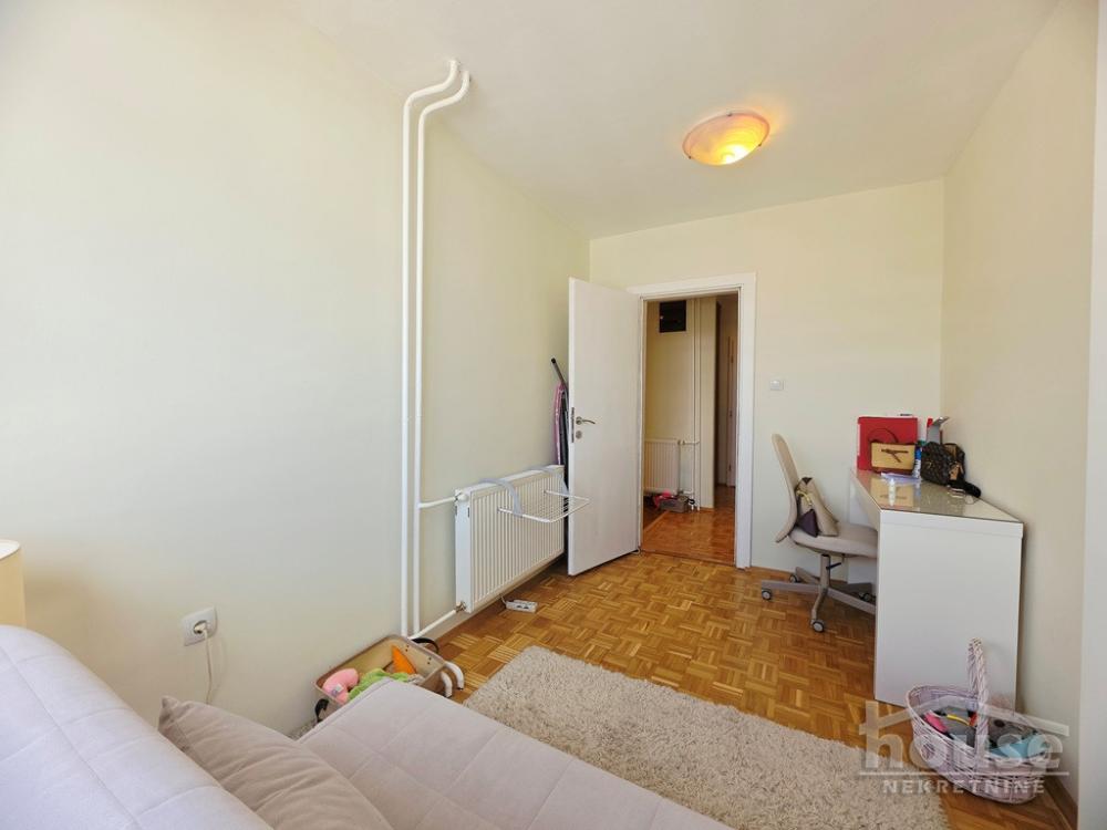 Slika 7 - Stan,NOVI SAD,LIMAN 4,kv: 64.00, € 180000, ID: 1066320