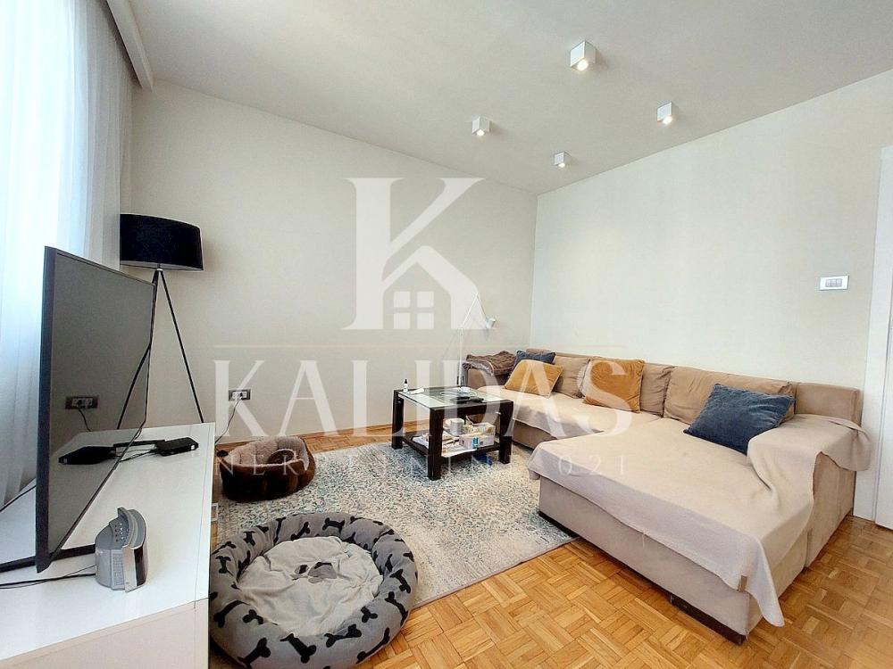 Slika 3 - Stan,NOVI SAD,LIMAN 4,kv: 64, € 185400, ID: 1009023