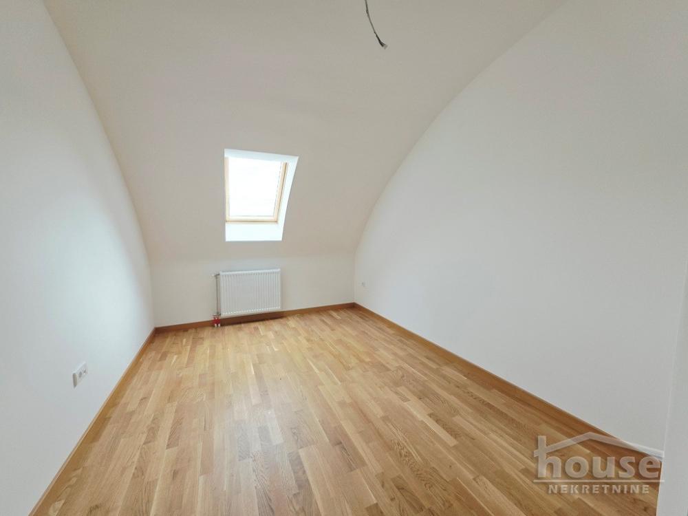 Slika 10 - Stan,PETROVARADIN,PETROVARADIN,kv: 118.00, € 251800, ID: 1066299