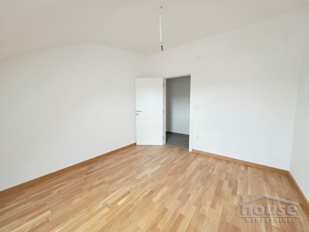 Slika 7 - Stan,PETROVARADIN,PETROVARADIN,kv: 118.00, € 251800, ID: 1066299