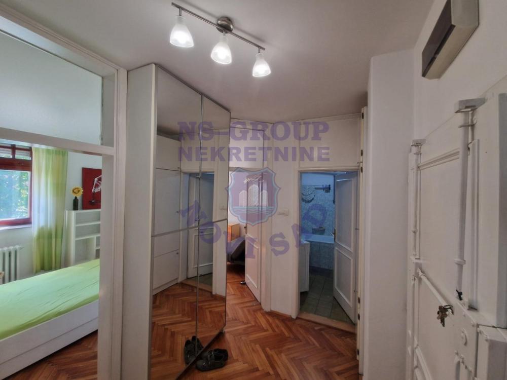 Slika 4 - Dvoiposoban, 64m2, Nova Detelinara Novi Sad
