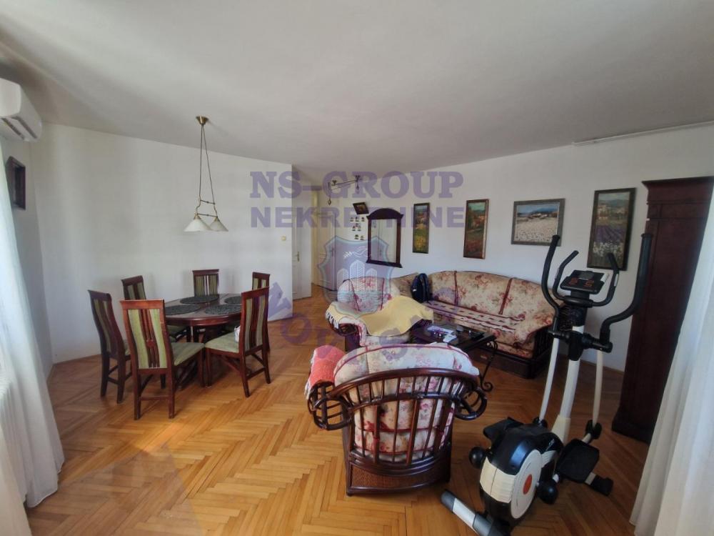 Slika 7 - Dvoiposoban, 64m2, Nova Detelinara Novi Sad