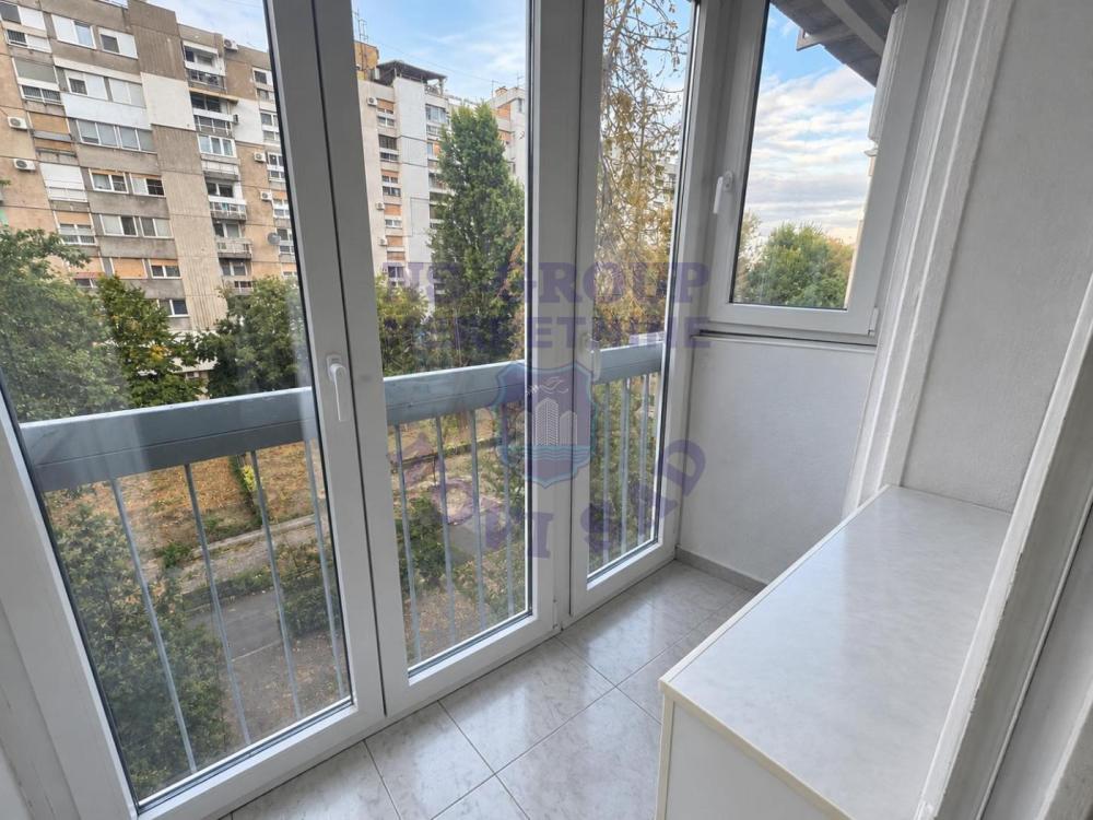 Slika 6 - Trosoban, 76m2, Liman 3 Novi Sad, sa terasom, ima lift