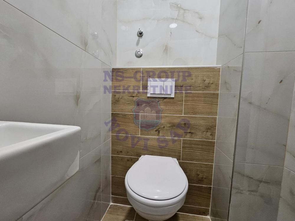 Slika 9 - VRH! Četvorosoban sa 100m2 krovne terase - 2 garažna mesta u ceni