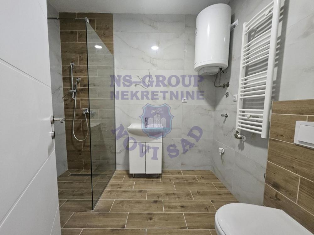 Slika 6 - VRH! Četvorosoban sa 100m2 krovne terase - 2 garažna mesta u ceni