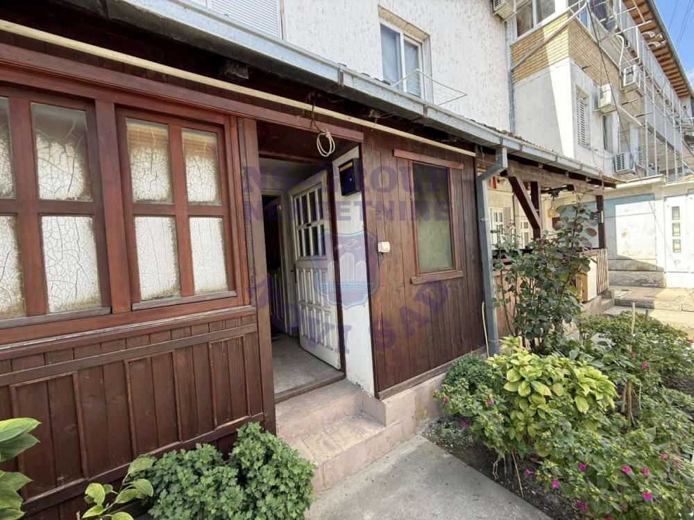 Slika 5 - Odlican dvosoban stan na Salajci!