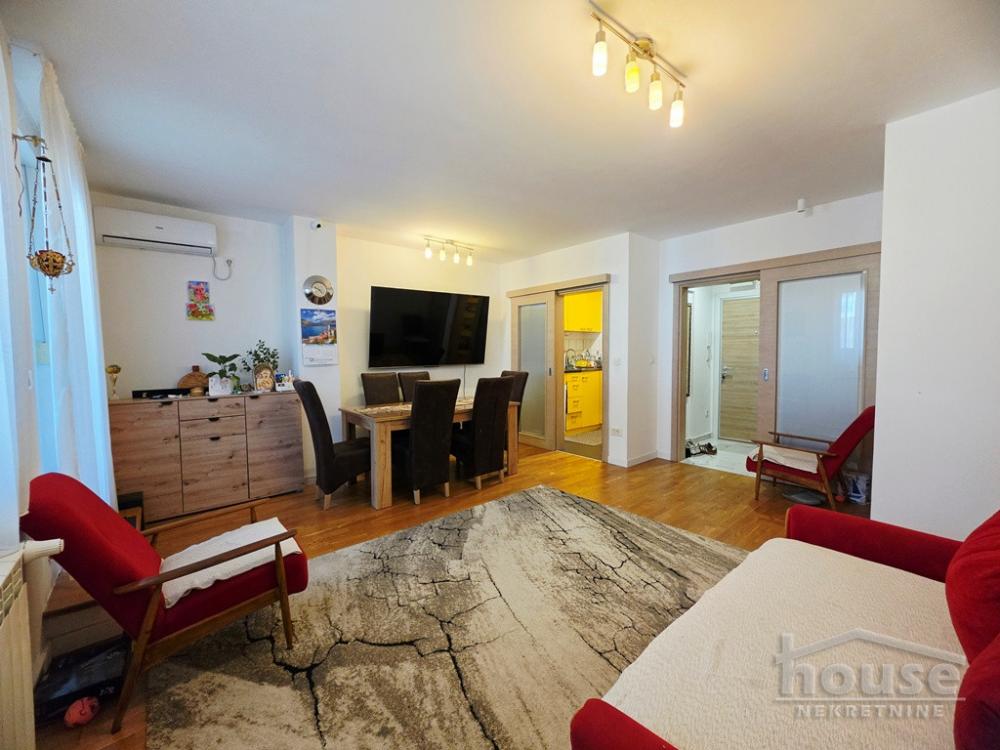 Slika 1 - Stan,NOVI SAD,NOVO NASELJE,kv: 67.00, € 160800, ID: 1065596