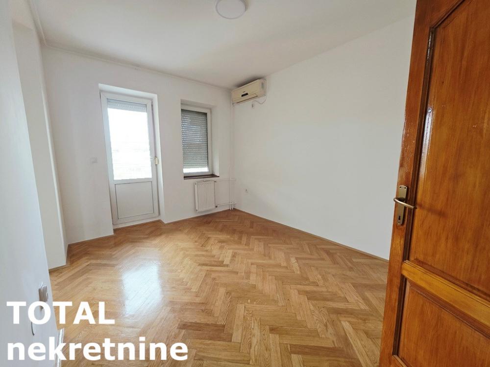 Slika 6 - Stan,NOVI SAD,NOVA DETELINARA,kv: 91.00, € 180000, ID: 1103167