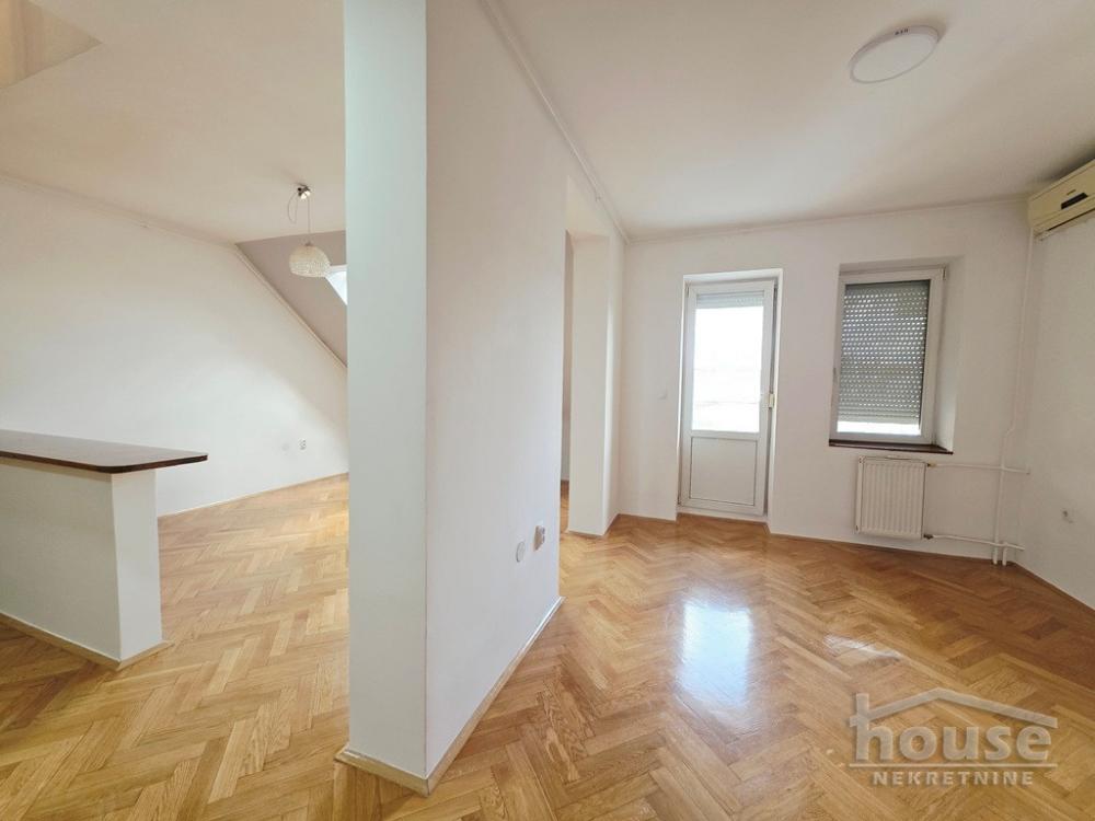 Slika 4 - Stan,NOVI SAD,NOVA DETELINARA,kv: 91.00, € 180000, ID: 1066321