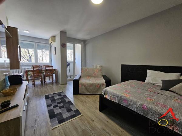 Slika 8 - Stan,NOVI SAD,BULEVAR,kv: 33, € 116390, ID: 1032844