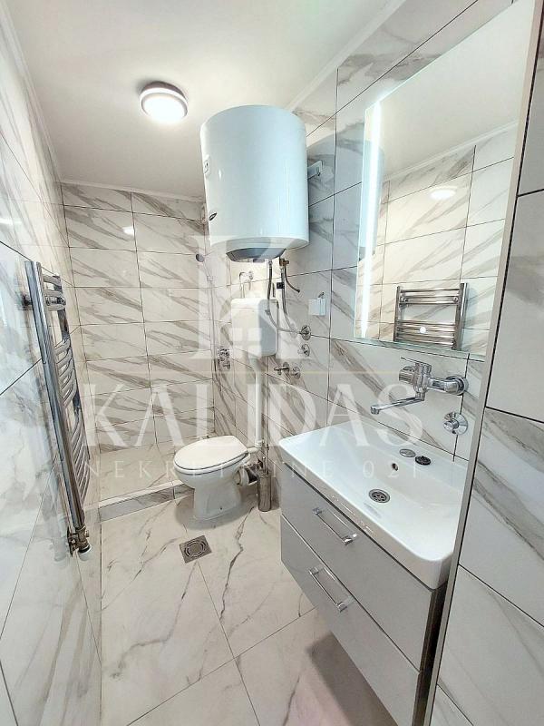 Slika 11 - Stan,NOVI SAD,CENTAR,kv: 33, € 108150, ID: 1009029