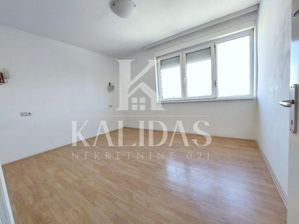 Slika 4 - Stan,NOVI SAD,LIMAN 1,kv: 64, € 185400, ID: 1009028