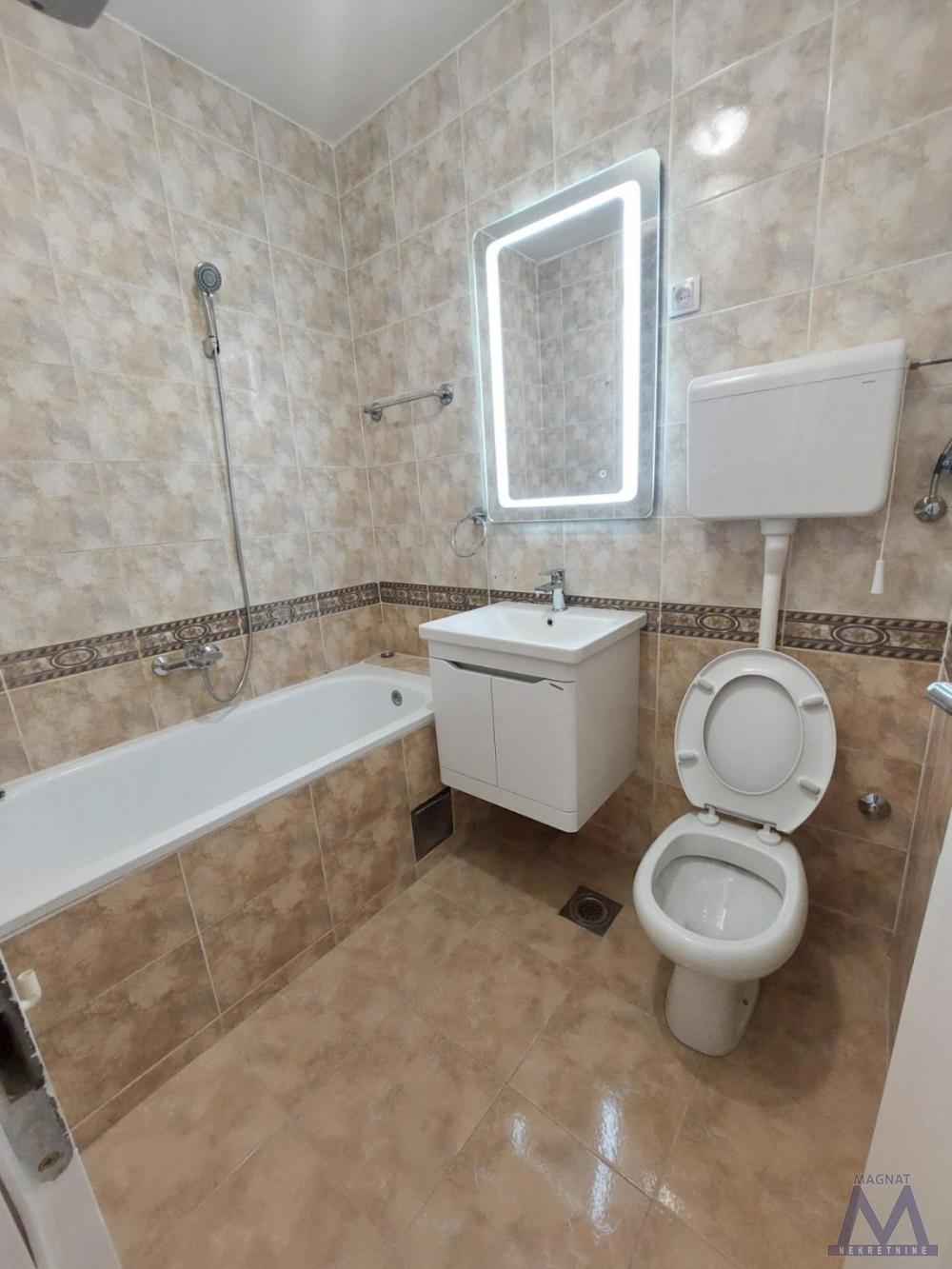 Slika 7 - Stan,NOVI SAD,CENTAR,kv: 43, € 154500, ID: 1019448