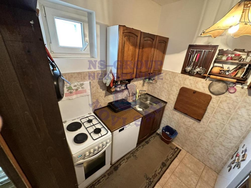 Slika 1 - Trosoban, 78m2, Bulevar oslobođenja Novi Sad, sa terasom