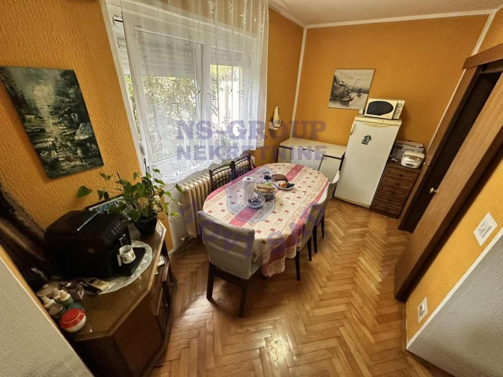 Slika 2 - Trosoban, 78m2, Bulevar oslobođenja Novi Sad, sa terasom