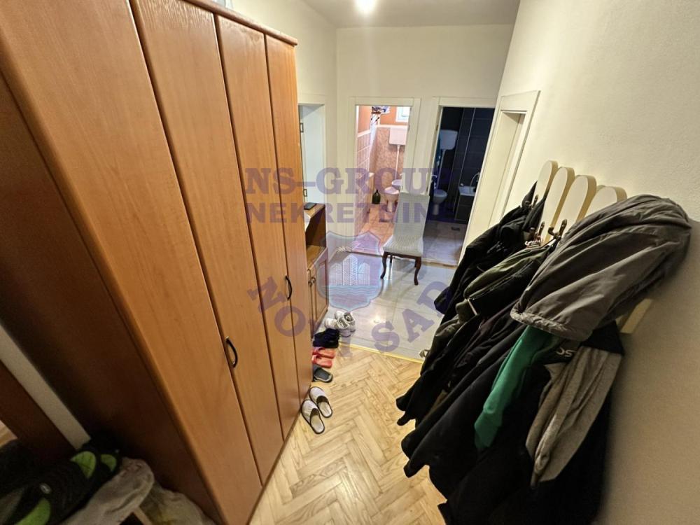 Slika 5 - Odlican trosoban stan u blizini Bulevara Oslobodjenja!
