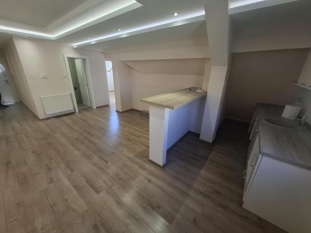 Slika 4 - Dvoiposoban stan 43m blizu Sajma