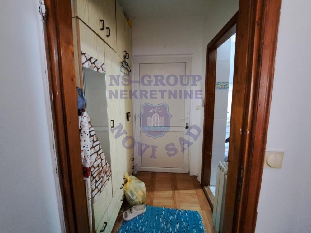 Slika 5 - Odlicna garsonjera na Bulevaru!