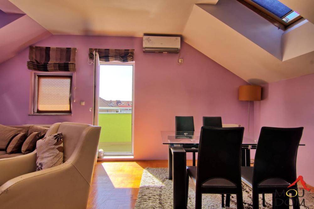Slika 3 - Stan,NOVI SAD,BULEVAR,kv: 72, € 195700, ID: 1032872