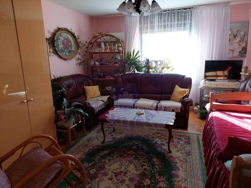 Glavna slika -Komforan 46m2 jednosoban Novo Naselje 