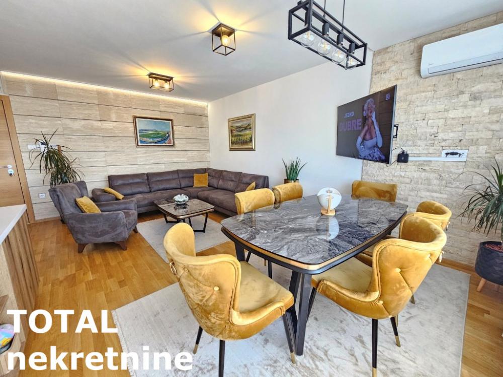 Slika 2 - Stan,NOVI SAD,BULEVAR,kv: 75.00, € 298000, ID: 1099543