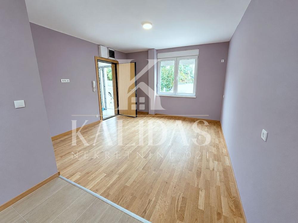 Glavna slika -Stan,NOVI SAD,VETERNIČKA RAMPA,kv: 26, € 54900, ID: 1009004