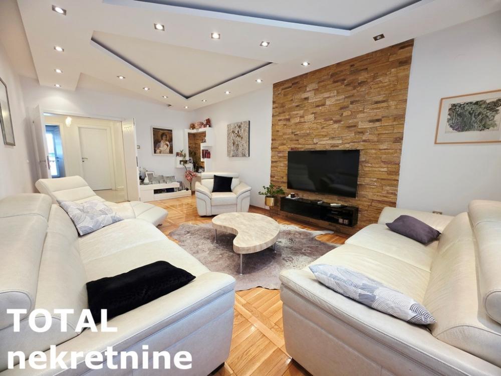 Glavna slika -Stan,NOVI SAD,CENTAR,kv: 99.00, € 310000, ID: 1103122