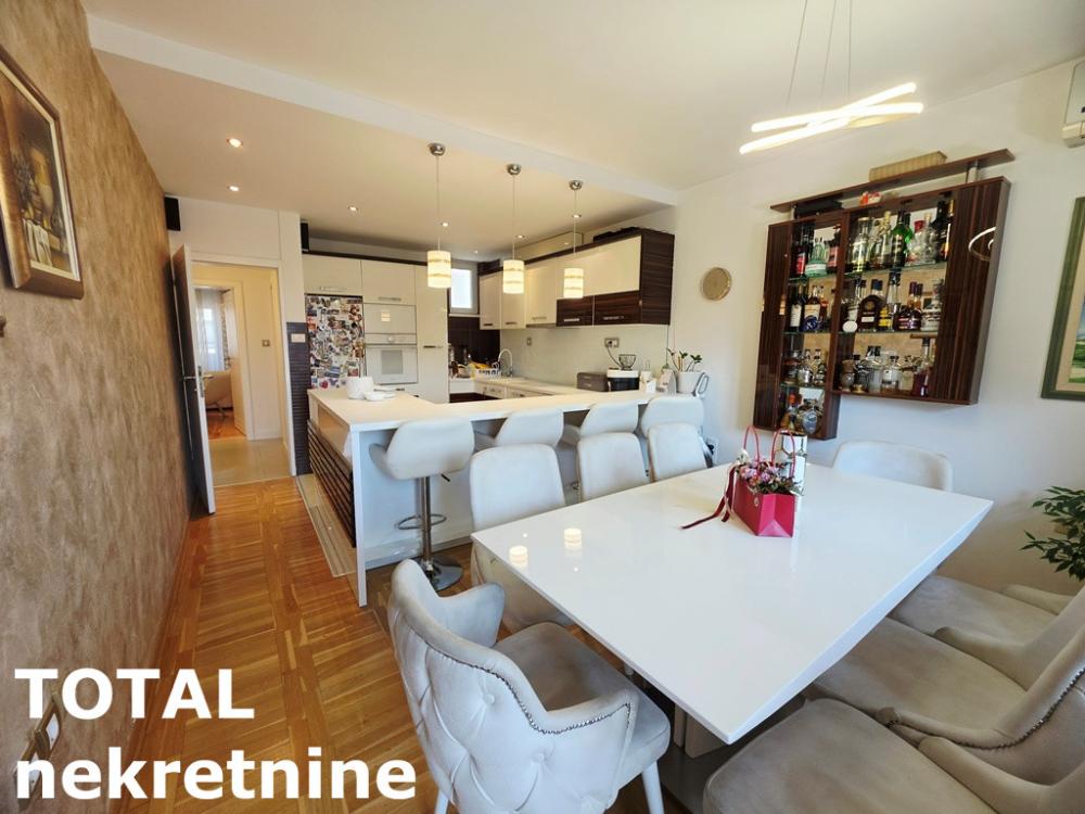 Slika 3 - Stan,NOVI SAD,CENTAR,kv: 99.00, € 310000, ID: 1103122
