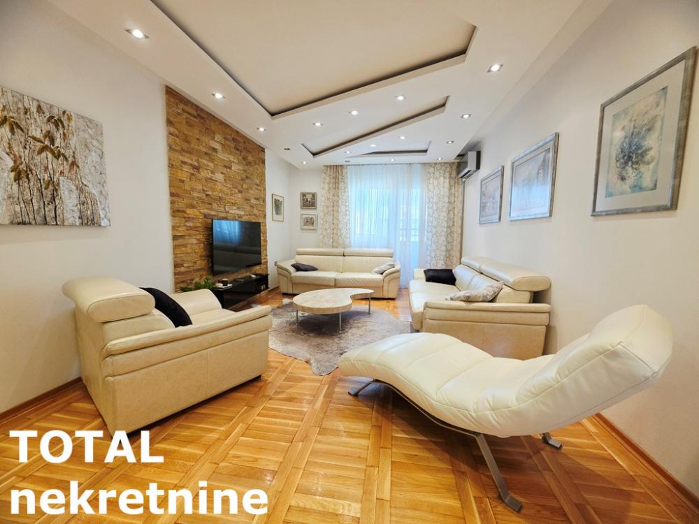 Slika 1 - Stan,NOVI SAD,CENTAR,kv: 99.00, € 310000, ID: 1103122