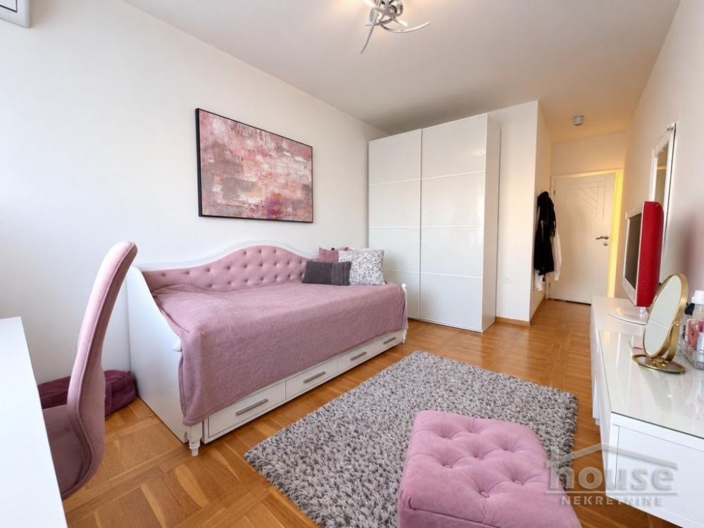 Slika 8 - Stan,NOVI SAD,CENTAR,kv: 99.00, € 310000, ID: 1066276