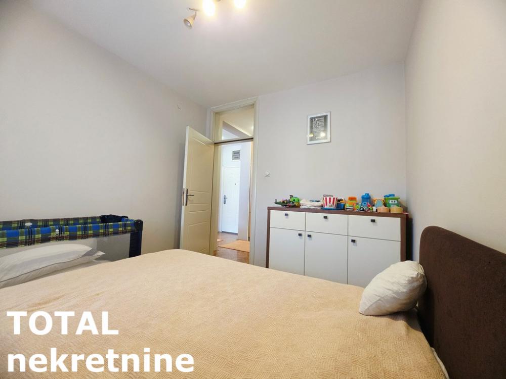 Slika 3 - Stan,NOVI SAD,CENTAR,kv: 38.00, € 135000, ID: 1103124