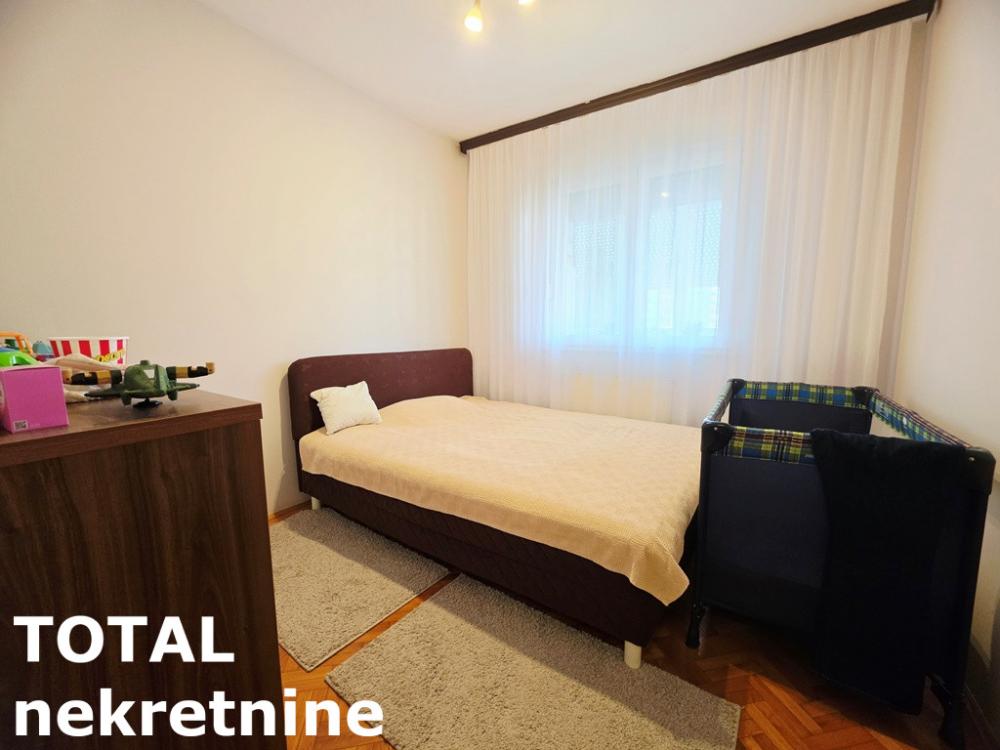 Slika 2 - Stan,NOVI SAD,CENTAR,kv: 38.00, € 135000, ID: 1103124