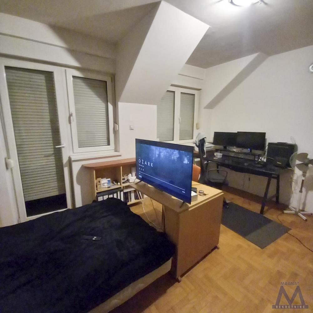 Slika 1 - Stan,NOVI SAD,GRBAVICA,kv: 26, € 88000, ID: 1019449