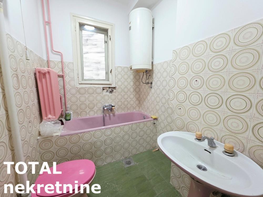 Slika 7 - Stan,NOVI SAD,CENTAR,kv: 54.00, € 126000, ID: 1103176