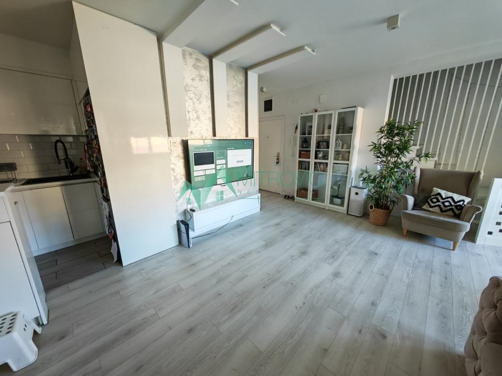 Slika 2 - Bulevar-Jodna banja, 85m2. Troiposoban dupleks stan. 