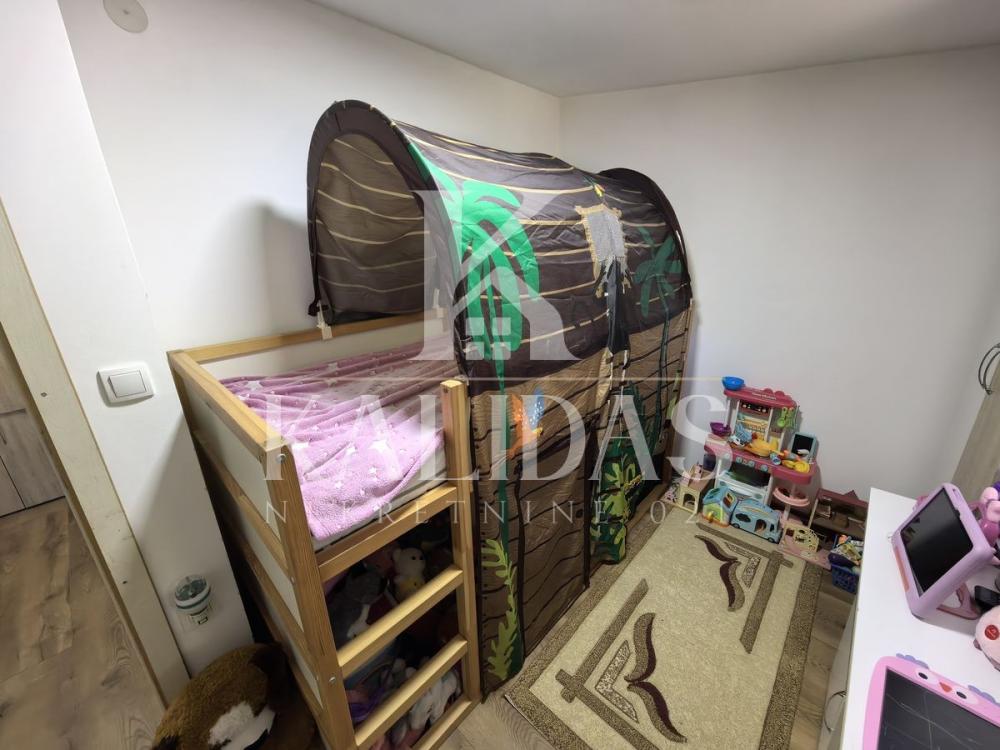 Slika 11 - Stan,NOVI SAD,SATELIT,kv: 77, € 185400, ID: 1009033