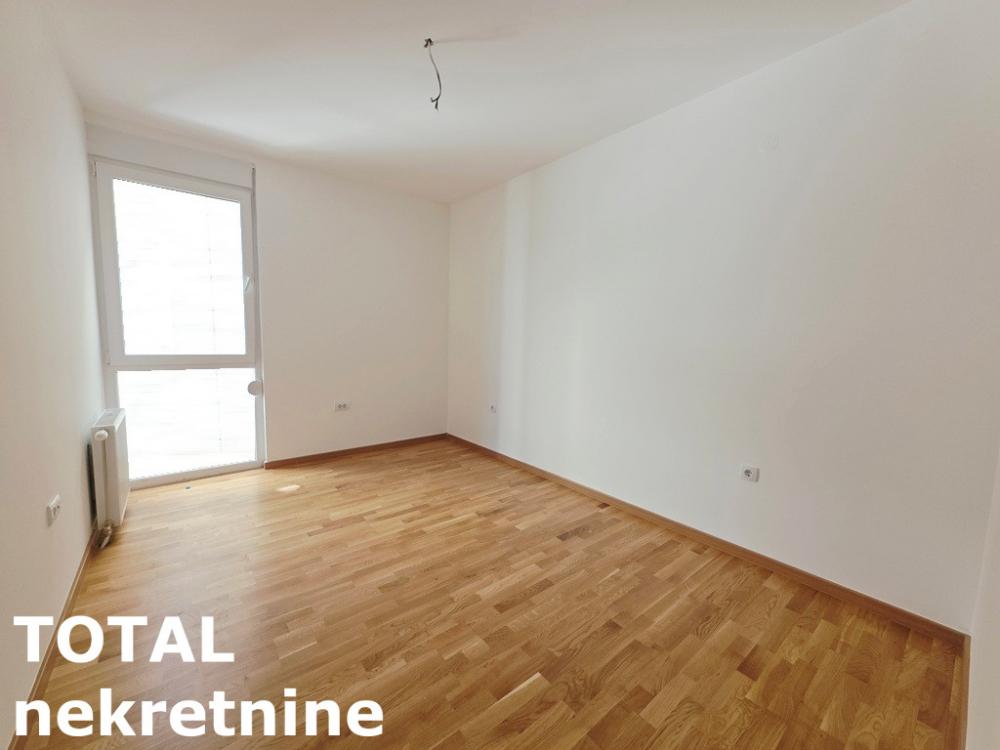 Slika 5 - Stan,PETROVARADIN,CENTAR,kv: 89.00, € 178000, ID: 1094271