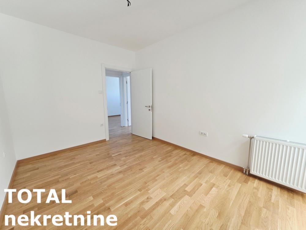 Slika 6 - Stan,PETROVARADIN,CENTAR,kv: 89.00, € 178000, ID: 1094271