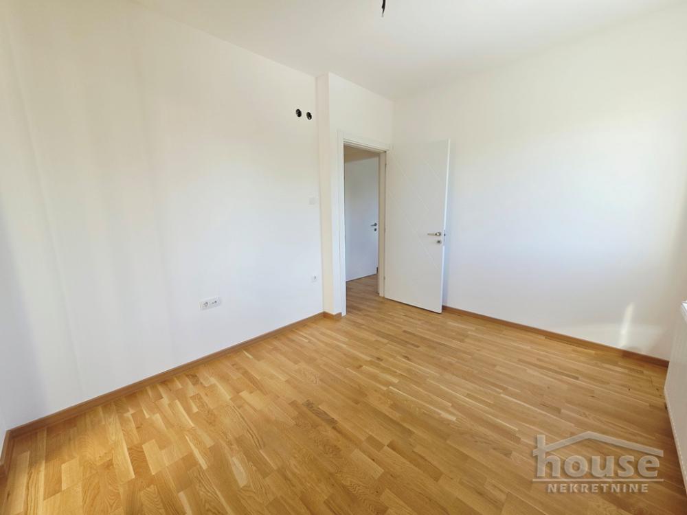 Slika 8 - Stan,PETROVARADIN,CENTAR,kv: 89.00, € 178000, ID: 1061746