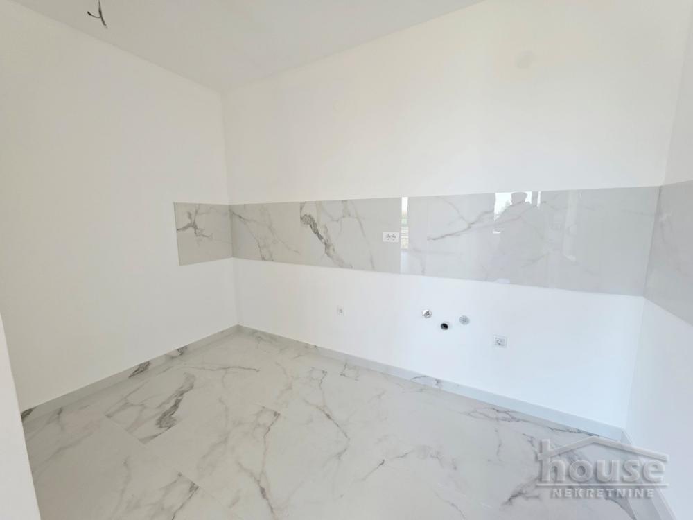 Slika 3 - Stan,PETROVARADIN,CENTAR,kv: 89.00, € 178000, ID: 1061746