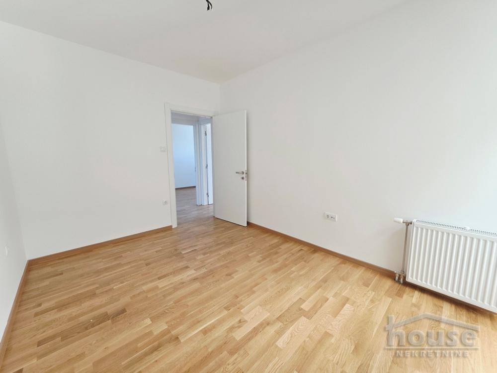 Slika 6 - Stan,PETROVARADIN,CENTAR,kv: 89.00, € 178000, ID: 1061746